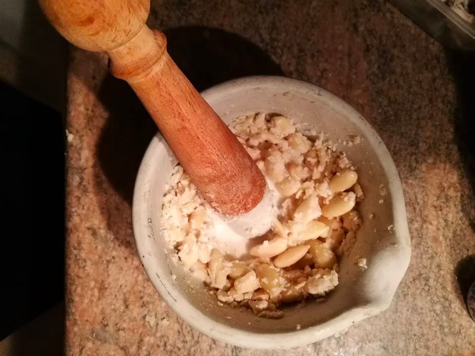 From nose in a book to nose in the kitchen – musings on the place of historians in recipe&nbsp;recreation