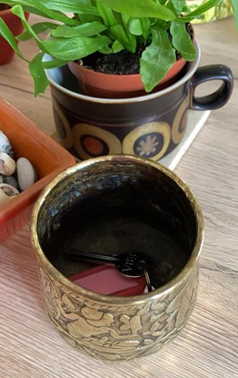 7. The Pot on the&nbsp;Windowsill