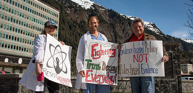 The Stakes and Ends of Historicising&nbsp;Science