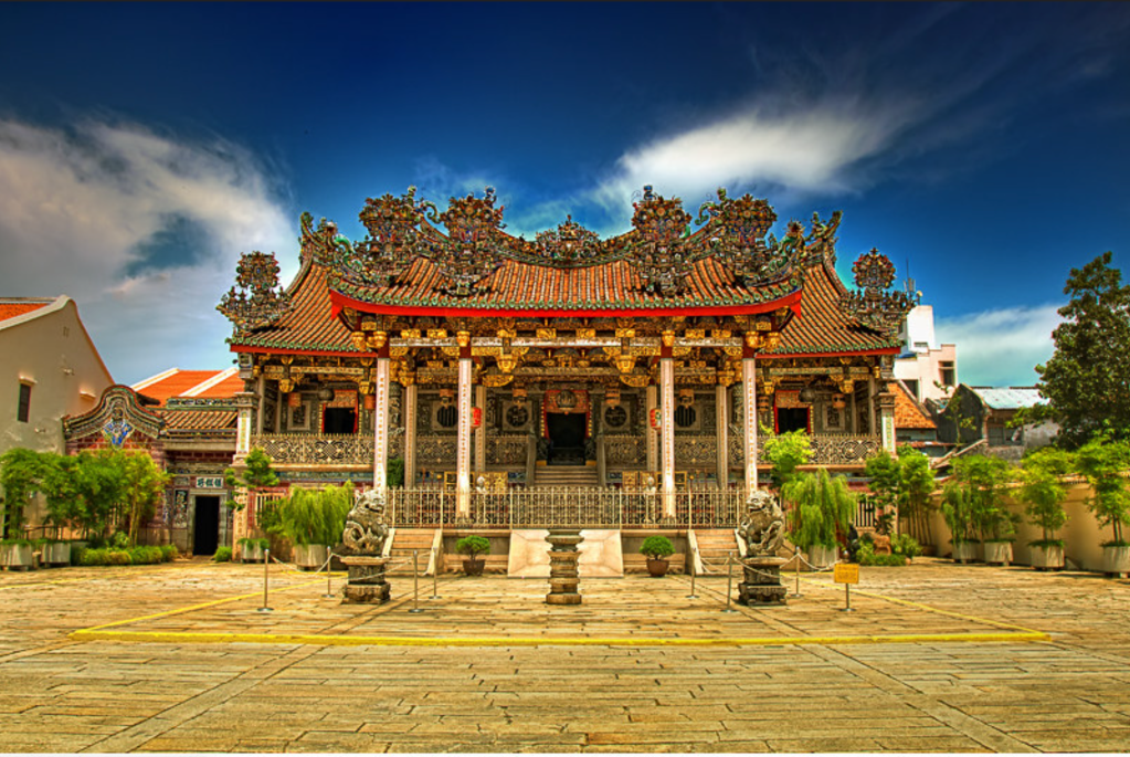 3. Leong San Tong Khoo Kongsi: A Site of Transregional Cultural Flows 